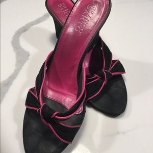 Black & Pink Wedges